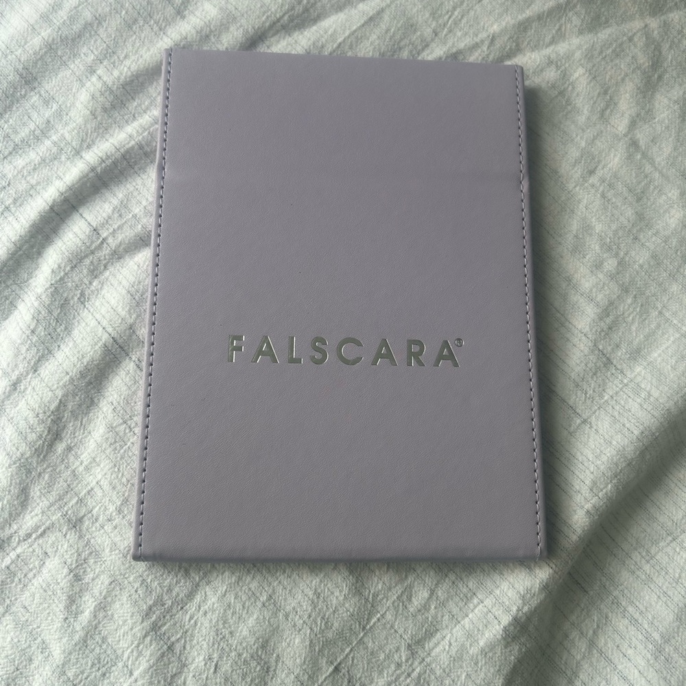 Kiss Falscara Travel Mirror